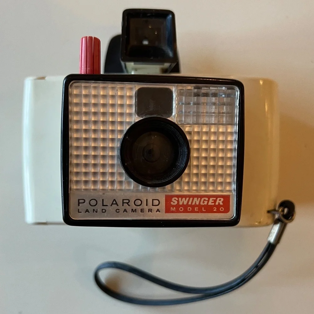 Vintage 1960s Polaroid Swinger Model 20 Instant Film Land Camera USA Wrist Strap